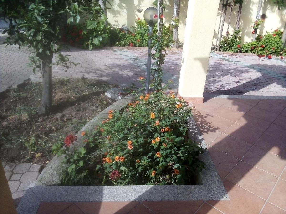 Appartamento In Orosei In Villa Delle Arance 300Mt Dalla Spiaggia 外观 照片